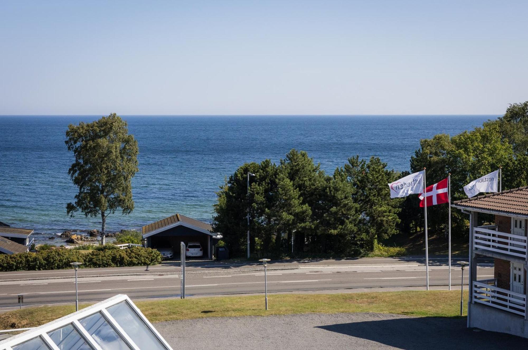 Hotel Friheden Allinge-Sandvig Exterior photo